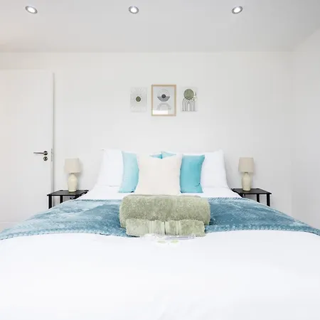 Beautiful 3-Bed Apartment In Shepherd'S Bush Лондон Экстерьер фото