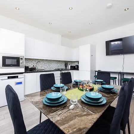 Beautiful 3-Bed Apartment In Shepherd'S Bush Лондон Экстерьер фото