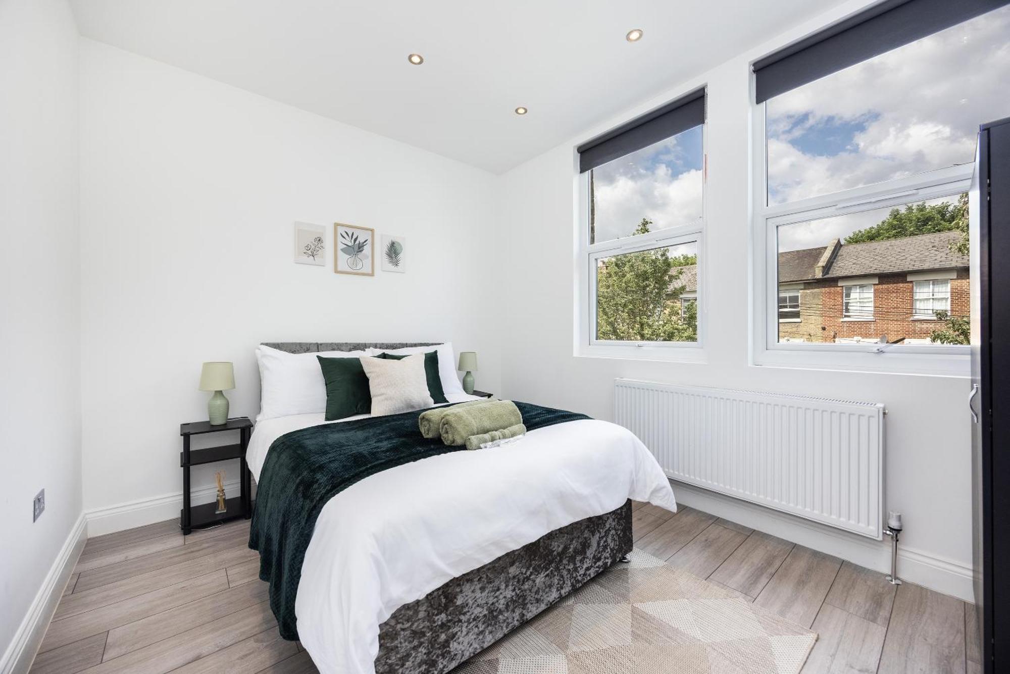 Апартаменты Beautiful 3-bed In Shepherd's Bush *