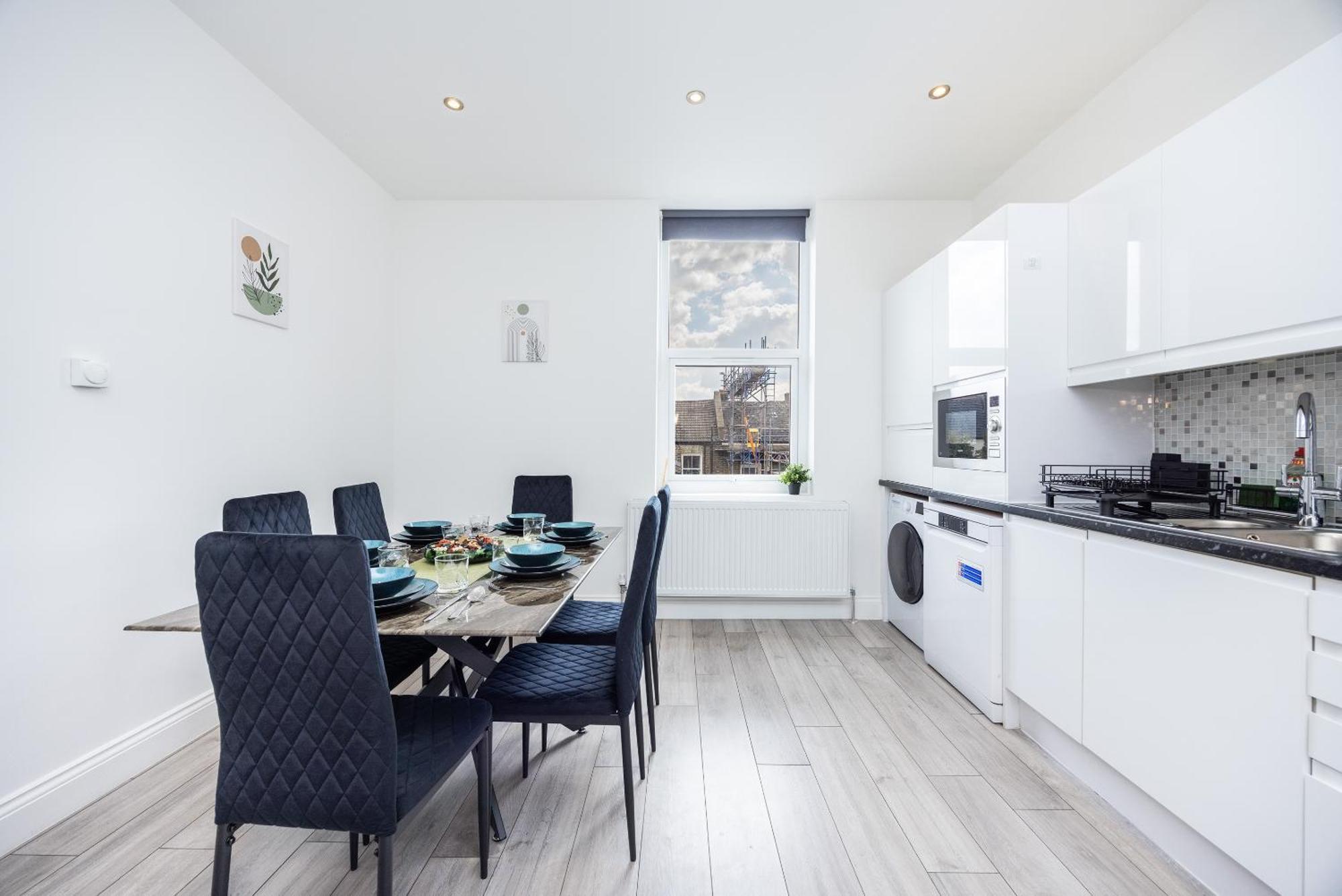 Апартаменты Beautiful 3-bed In Shepherd's Bush