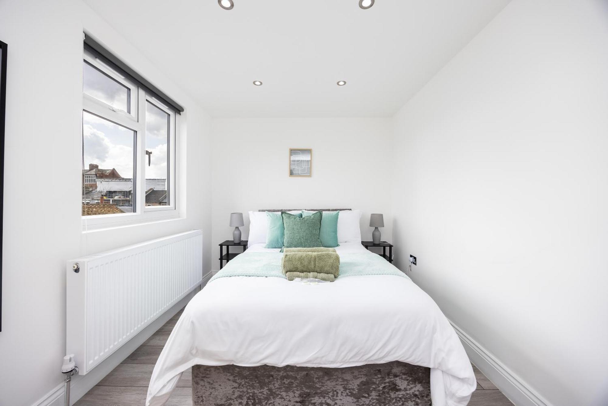 Beautiful 3-bed In Shepherd's Bush Лондон